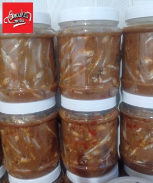 mắm cá cơm đóng hộp